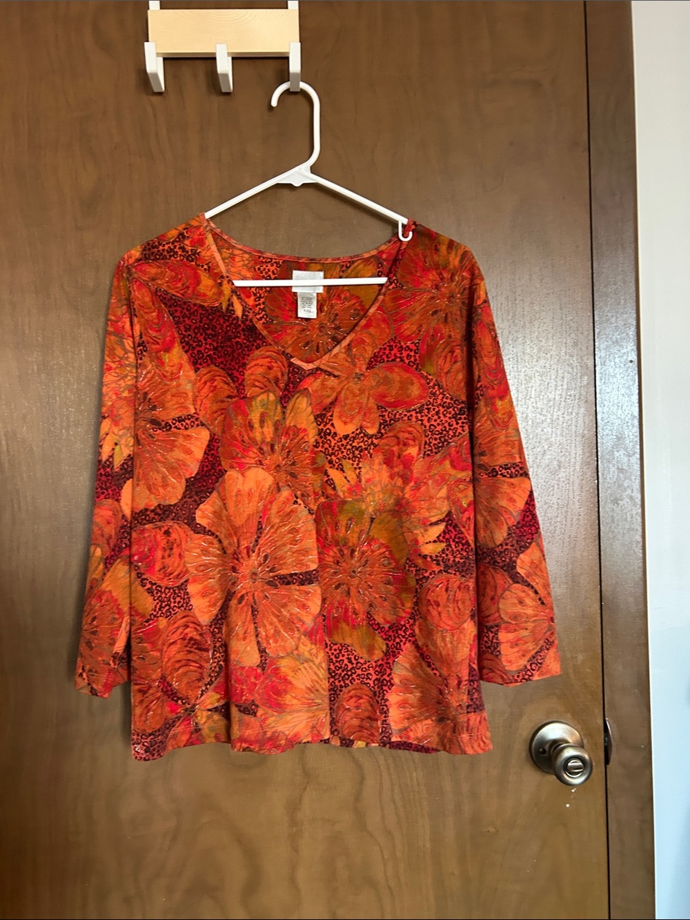 Chico's Orange & Red Floral V-Neck Long-Sleeve Top